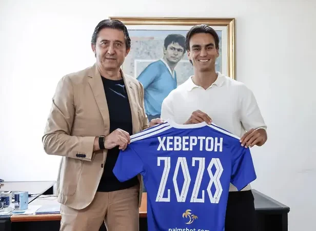 Левски привлече десен бек