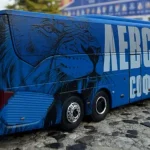 Левски продава миниатюра на клубният автобус